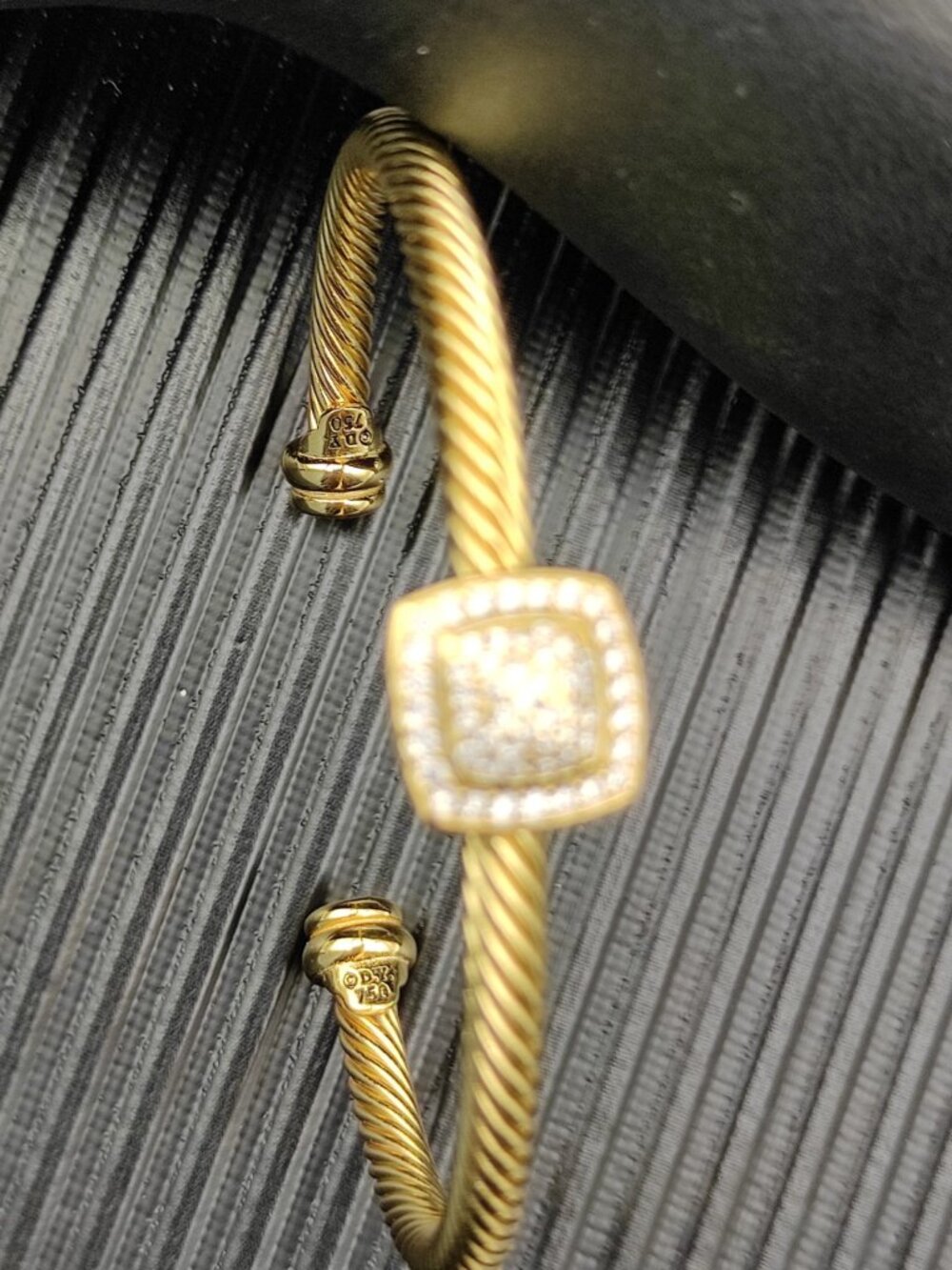 💯💯💯David Yurman Gold 4mm Full Diamond Square Diamond Button bracelet - Picture 5 of 8